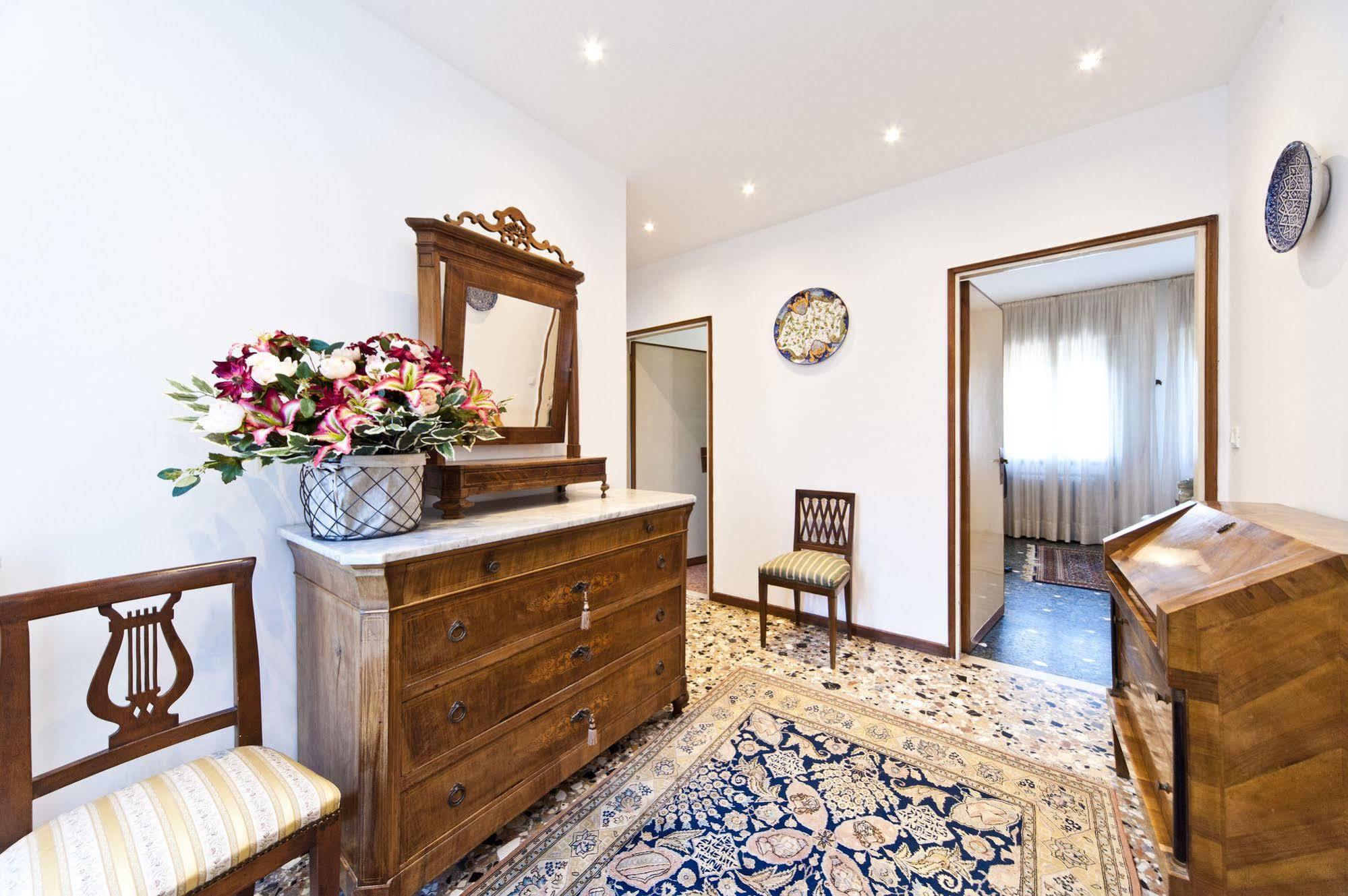 Appartamento Ca' Teresa Train Station - Cruise Close